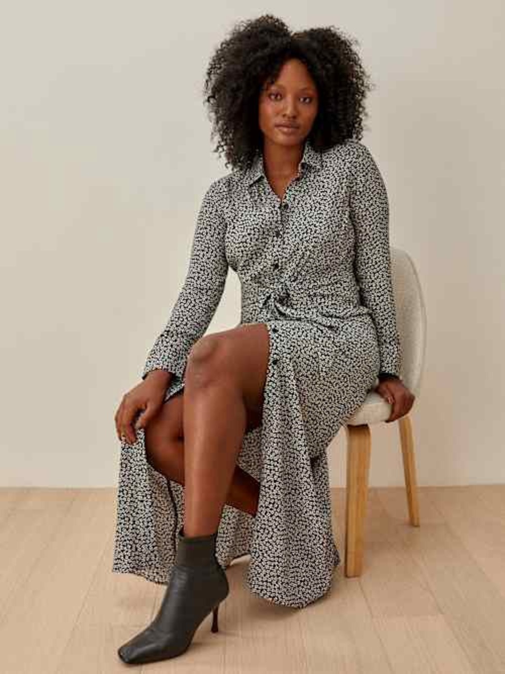 Reformation Robin Ansel Ditzy Print Long-Sleeve Maxi Dress - size 6